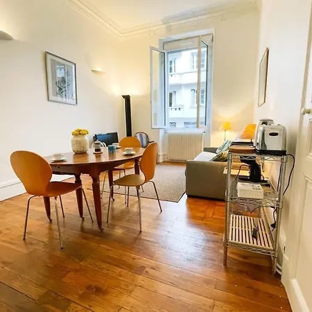 Апартаменты #fg The Urban Casimir - T2 - Center Гренобль